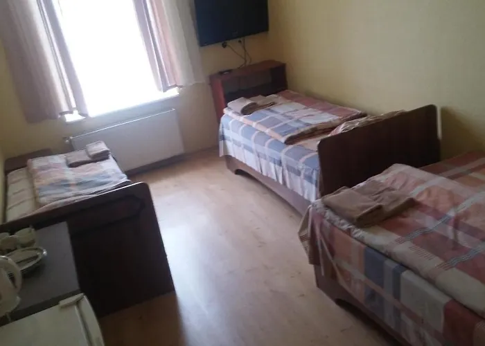 Отель Sabina 2*